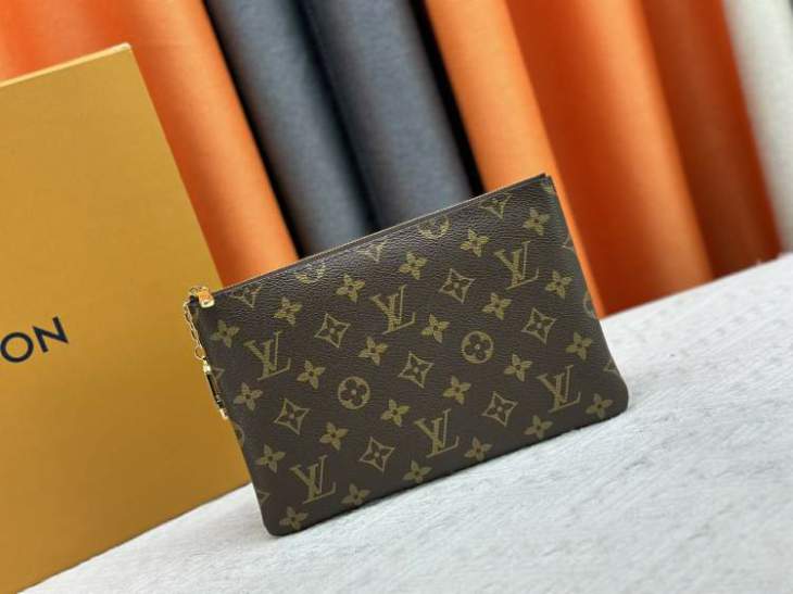 Picture of Louis Vuitton Wallets _SKUfw206425674fw